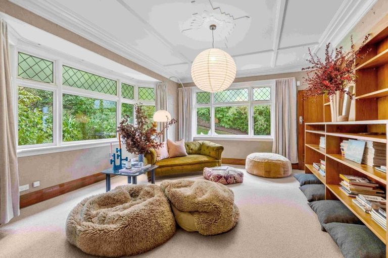 Photo of property in 16 Marewa Street, Kew, Dunedin, 9012