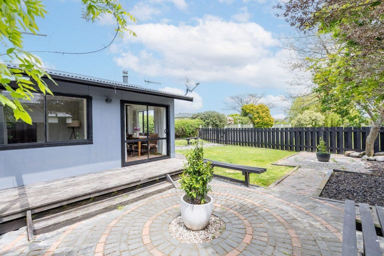 Photo of property in 99 Tamatea Road, Taupo, 3330