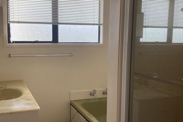 Photo of property in 123a Onerahi Road, Onerahi, Whangarei, 0110