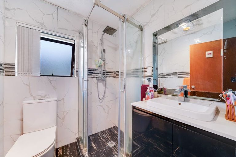 Photo of property in 2/10b Evelyn Street, Papatoetoe, Auckland, 2025