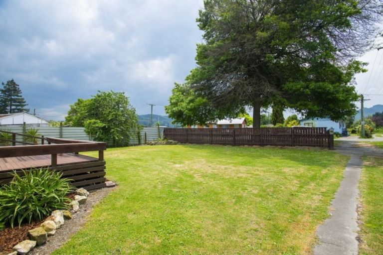 Photo of property in 35 Ioapa Road, Te Karaka, 4022