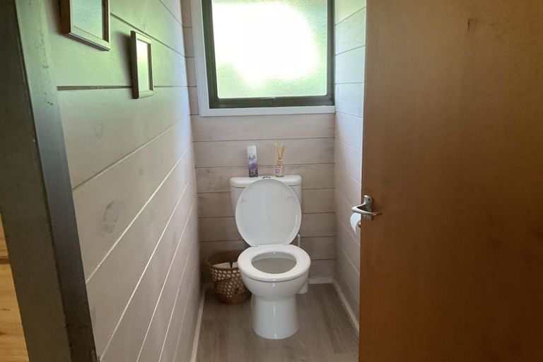 Photo of property in 4 Malfroy Lane, Raumati Beach, Paraparaumu, 5032