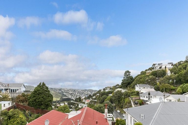 Photo of property in 109 Farnham Street, Mornington, Wellington, 6021