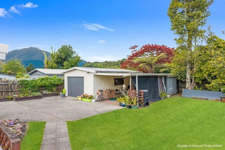 Photo of property in 18 Mackenzie Street, Kawerau, 3127
