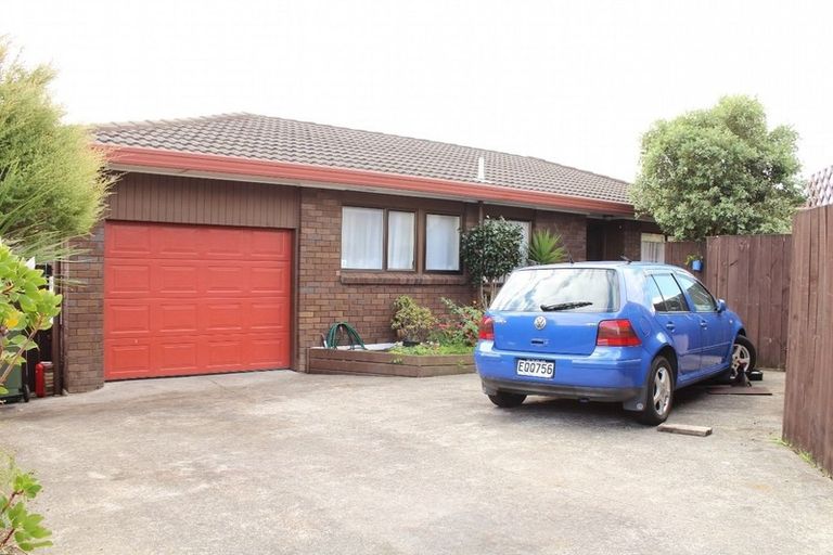 Photo of property in 2/79 Aberfeldy Avenue, Highland Park, Auckland, 2010