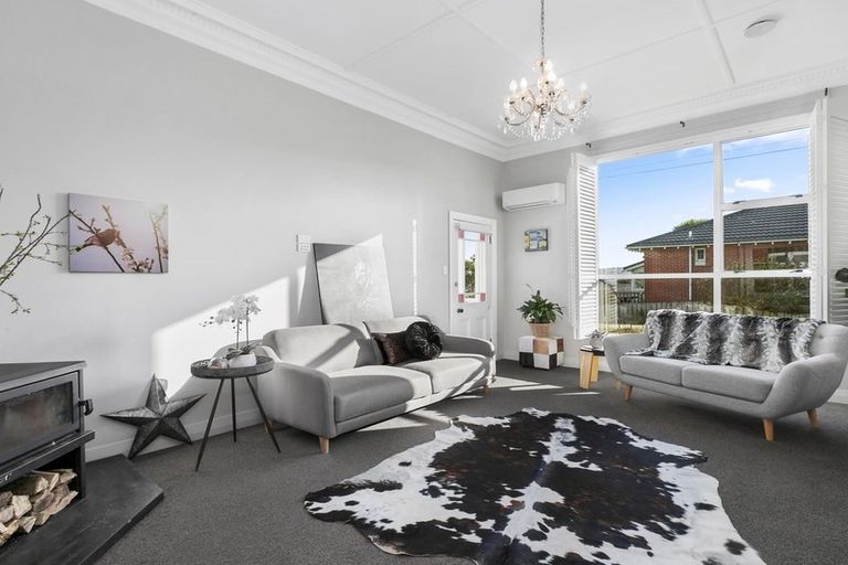 Photo of property in 84 Tomahawk Road, Andersons Bay, Dunedin, 9013