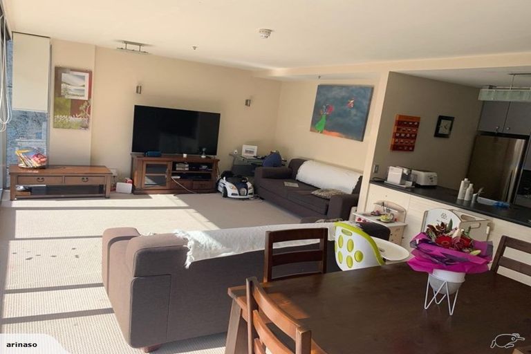 Photo of property in Montreaux Apartments, 1g/164 The Terrace, Wellington Central, Wellington, 6011