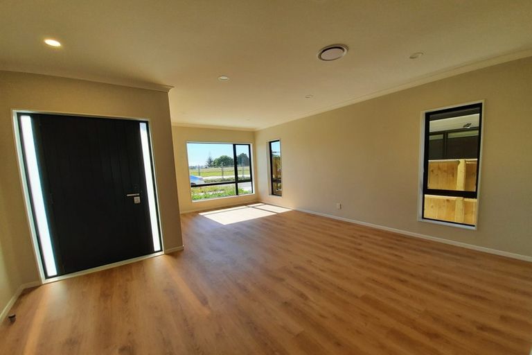 Photo of property in 23 Golden Avenue, Flat Bush, Auckland, 2019
