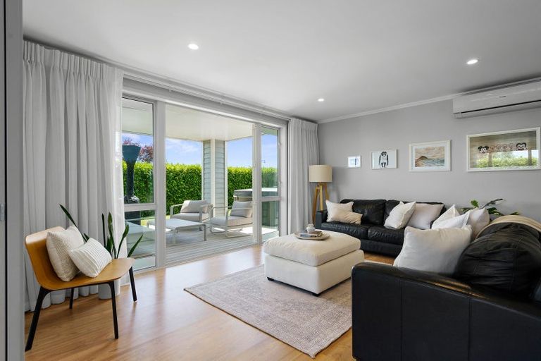 Photo of property in 1 Boyce Crescent, Cambridge, 3434