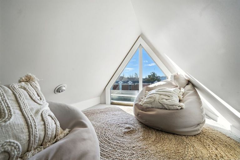 Photo of property in 2/31 Gloucester Street, Christchurch Central, Christchurch, 8013