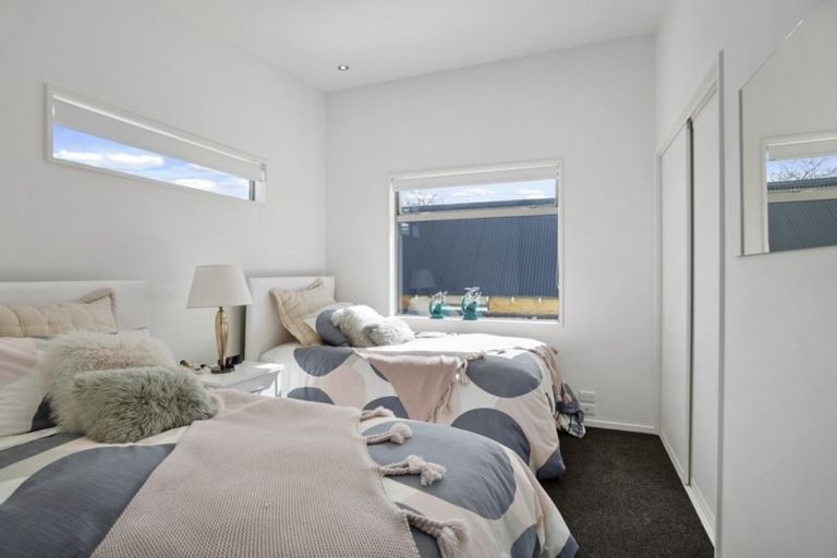 Photo of property in 27 Clare Road, St Albans, Christchurch, 8014