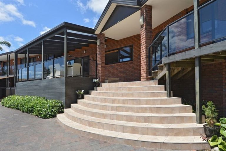 Photo of property in 60 Owhiwa Road, Parua Bay, Onerahi, 0192