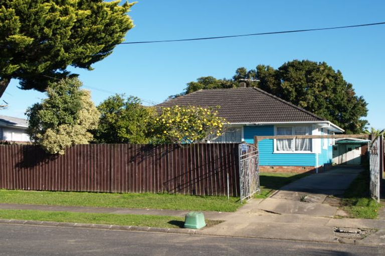 Photo of property in 30 Kairanga Street, Mangere East, Auckland, 2024