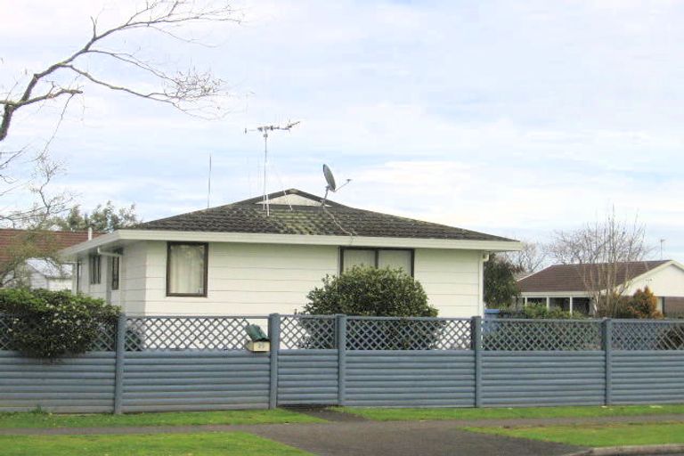 Photo of property in 25 Grange Avenue, Nawton, Hamilton, 3200