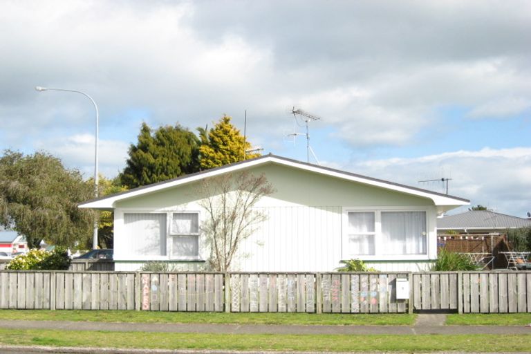 Photo of property in 1 Pouwhare Street, Whakatane, 3120