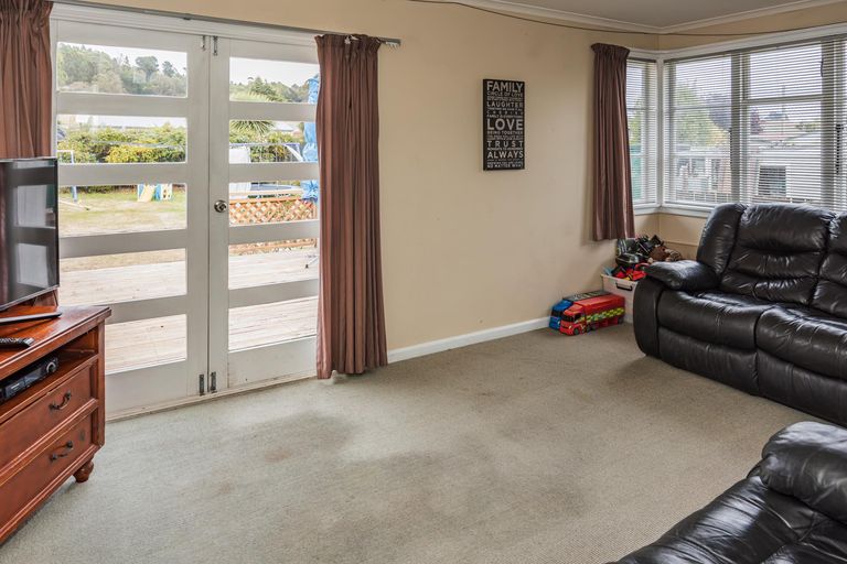 Photo of property in 16-16a Pembroke Street, Oamaru North, Oamaru, 9400