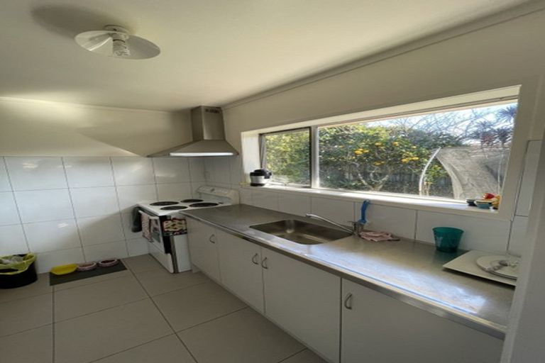 Photo of property in 3 Fortunes Road, Half Moon Bay, Auckland, 2012