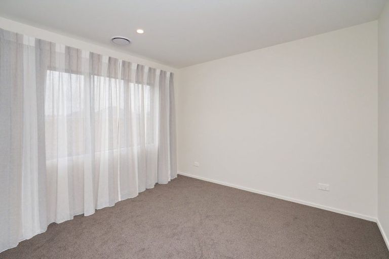 Photo of property in 14 Texel Crescent, West Melton, 7618