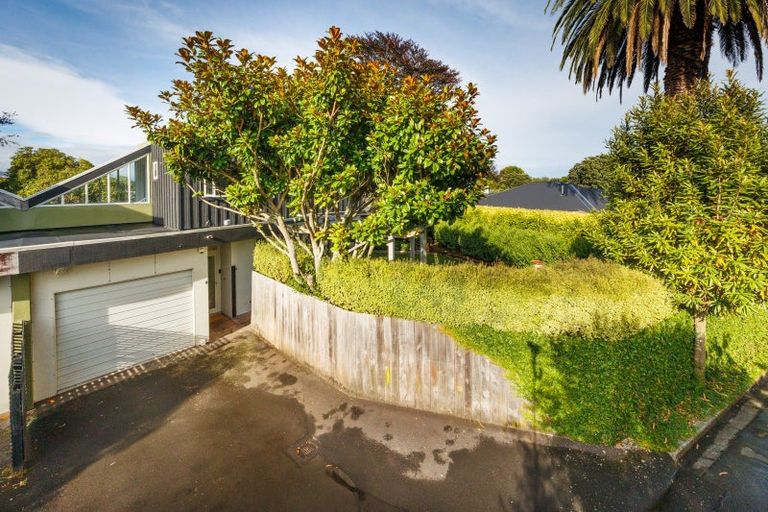 Photo of property in 105b Manawatu Street, Hokowhitu, Palmerston North, 4410