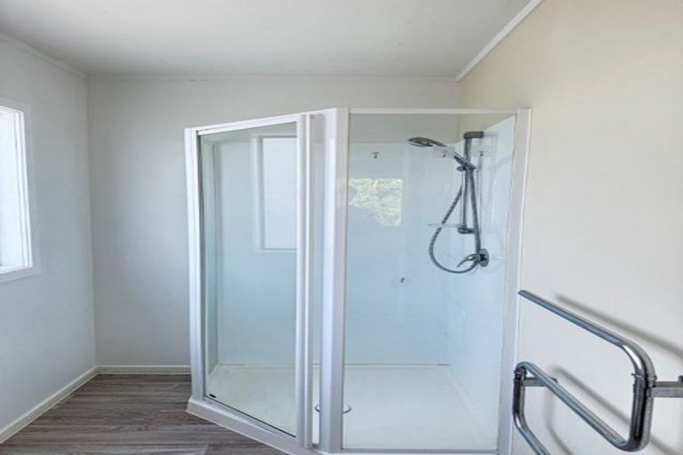 Photo of property in 17a Sea View Terrace, Cockle Bay, Auckland, 2014