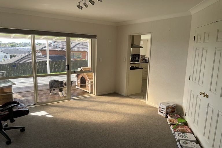 Photo of property in 22 Tralee Terrace, Dannemora, Auckland, 2016