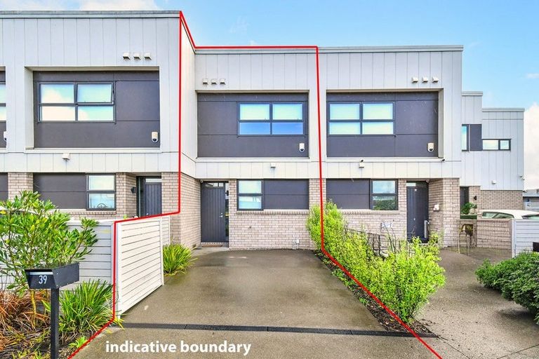 Photo of property in 39 Periko Way, Takanini, 2112