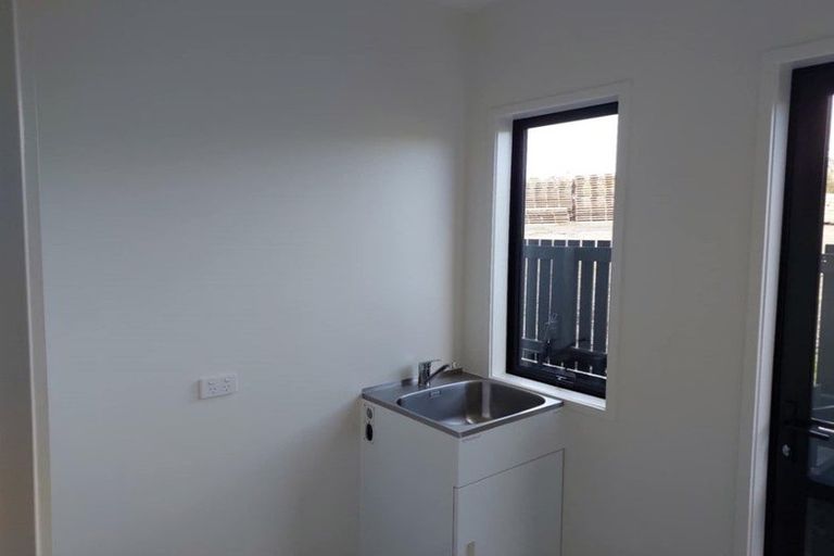 Photo of property in 20 Harvie Mcwatt Drive, Totara Park, Auckland, 2019