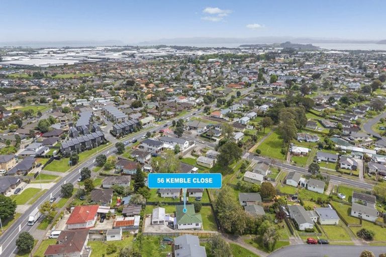 Photo of property in 56 Kemble Close, Mangere, Auckland, 2022