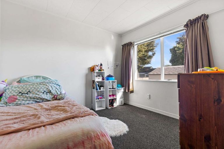 Photo of property in 17 Bronte Place, Owhata, Rotorua, 3010