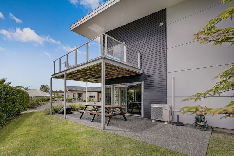 Photo of property in 24 Aquila Drive, Whitianga, 3510