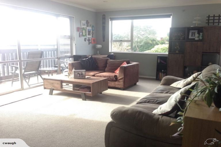 Photo of property in 86 Awanui Street, Merrilands, New Plymouth, 4312