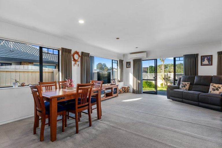 Photo of property in 333 Grenada Street, Papamoa Beach, Papamoa, 3118