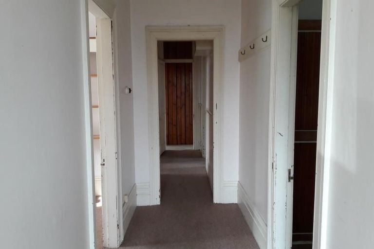 Photo of property in 56 Aikmans Road, Merivale, Christchurch, 8014