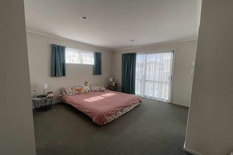 Photo of property in 26 Latimer Way, Petone, Lower Hutt, 5012