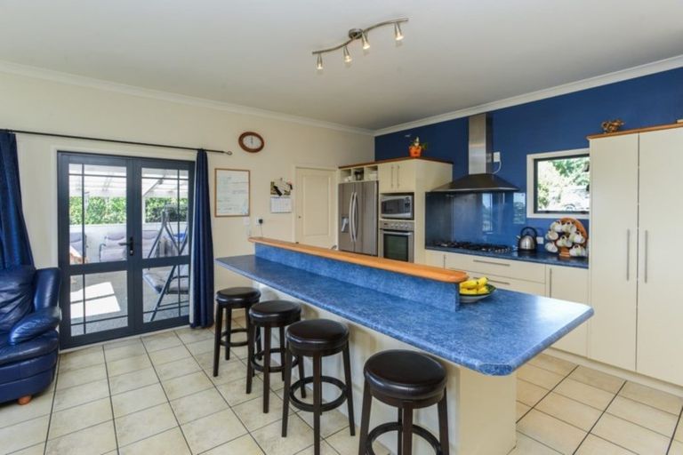 Photo of property in 40 Wheatley Road, Waiohiki, Napier, 4183