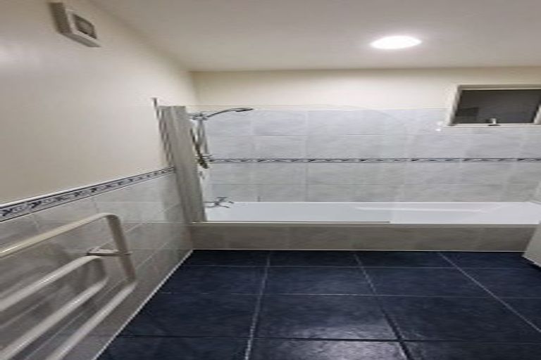 Photo of property in 3a Strawberry Lane, Fernhill, Queenstown, 9300