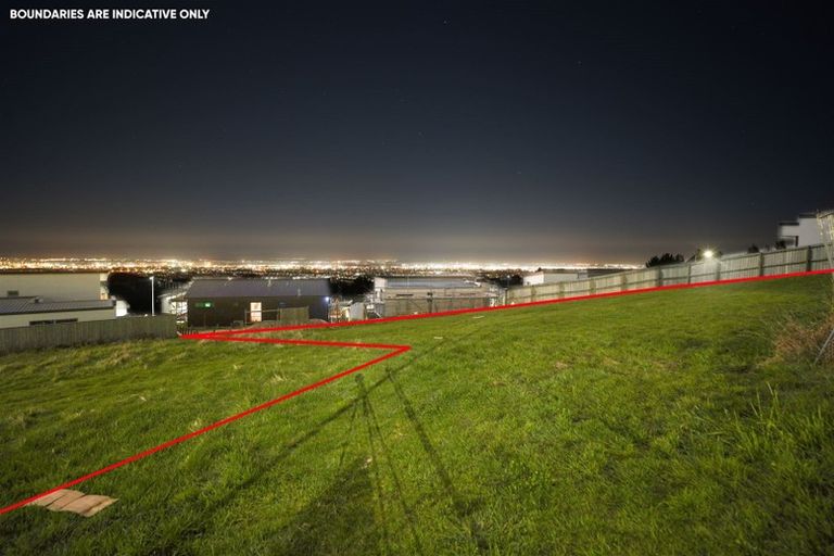 Photo of property in 5 Millbeck Place, Westmorland, Christchurch, 8025