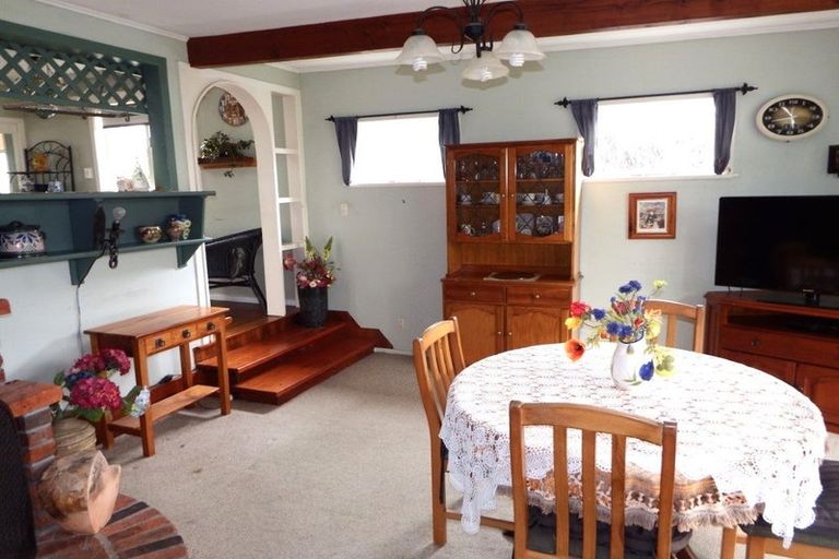 Photo of property in 14 Humphrey Street, Marton, 4710