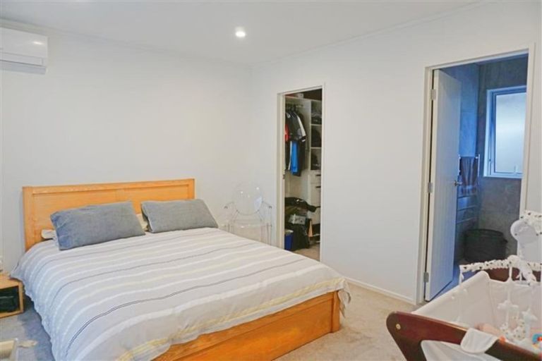 Photo of property in 8 Takahe Avenue, Takanini, 2112