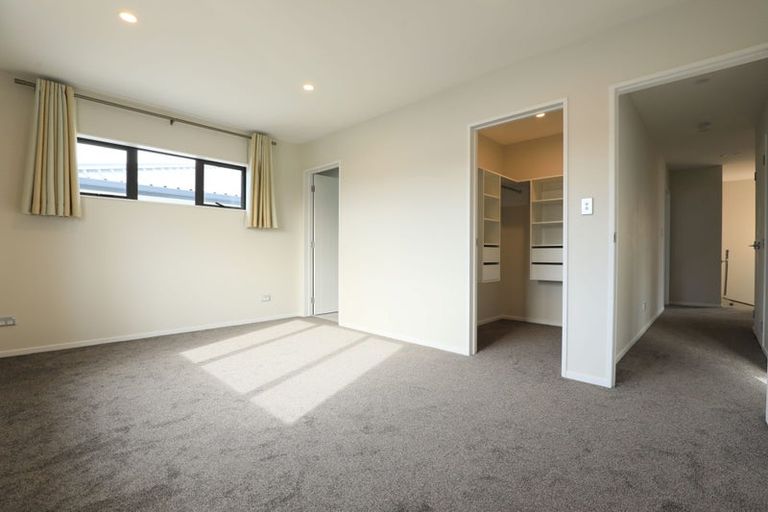 Photo of property in 4a Vanbrugh Place, Bucklands Beach, Auckland, 2014