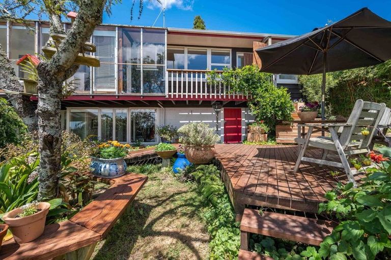 Photo of property in 275 Don Buck Road, Massey, Auckland, 0614