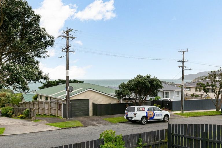 Photo of property in 20 Matatiro Street, Titahi Bay, Porirua, 5022