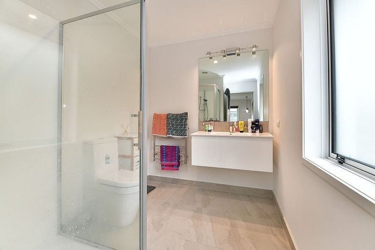 Photo of property in 202 Harris Drive, Silverdale, 0932