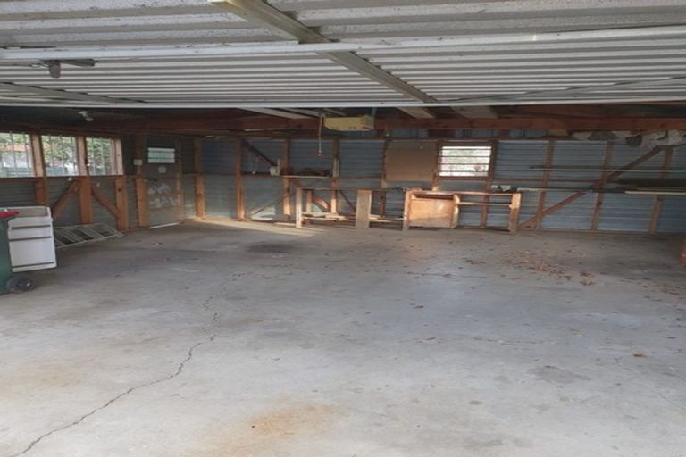 Photo of property in 11 Allen Avenue, Papatoetoe, Auckland, 2025