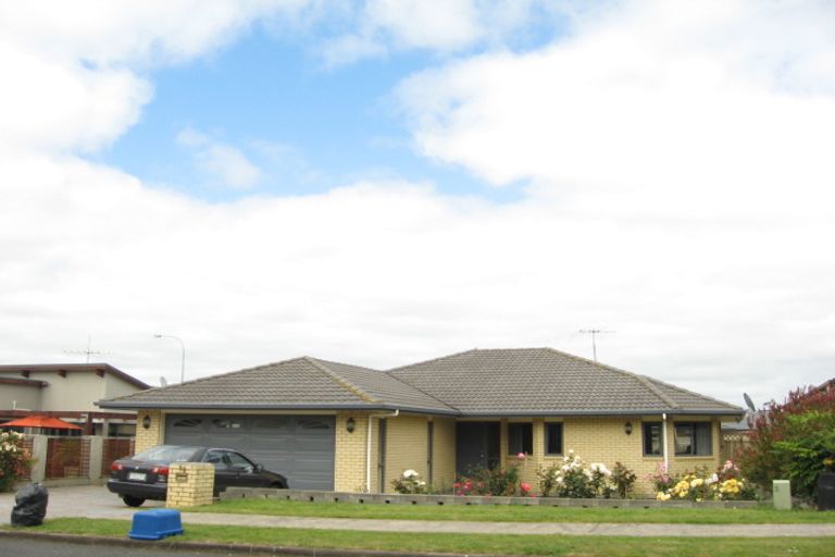 Photo of property in 74 Valley Road, Pukekohe, 2120