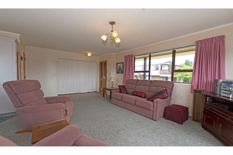 Photo of property in 1/55 Colwill Road, Massey, Auckland, 0614