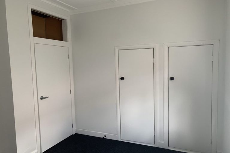 Photo of property in 98 Wood Street, Takaro, Palmerston North, 4410