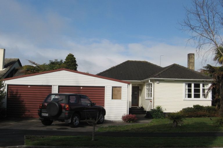 Photo of property in 6 Watts Crescent, Hamilton East, Hamilton, 3216