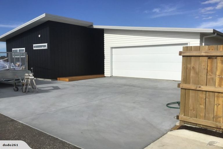 Photo of property in 10 Kotare Drive, Coastlands, Whakatane, 3120