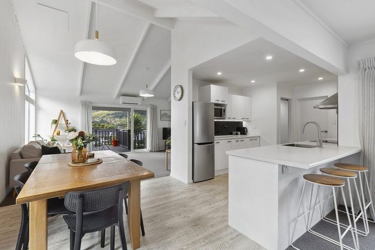 Photo of property in 70 Fyvie Avenue, Tawa, Wellington, 5028